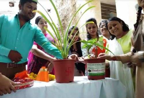 छात्राओं ने लिया जन्मदिन पर पौधरोपण का संकल्प
