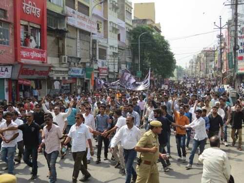Heavy Protest against Baswan Committee Proposal creates Chaos
