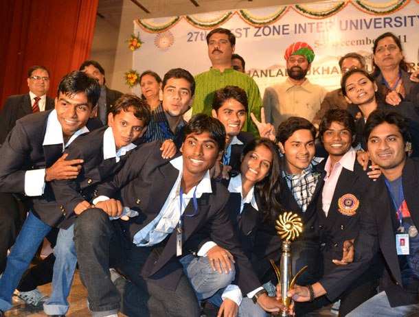 Udaipur bids Adieu to 27th West Zone Inter University Youth Fest