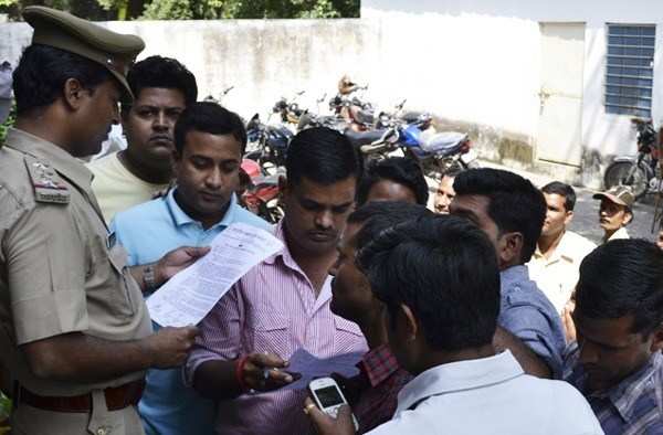 Yuva Morcha lodges complain against Prime Minister at Bhopalpura Police Station