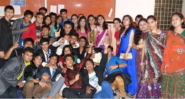 Fresher's Party at MB College of Science