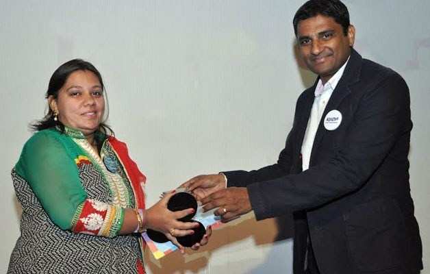 Kidzee Udaipur receives award for Best Training and Development