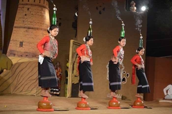 Lively second day at Shilpgram Festival