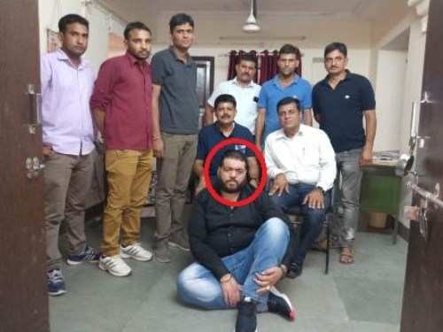 Liquor smuggler arrested from Hotel Ananta Udaipur