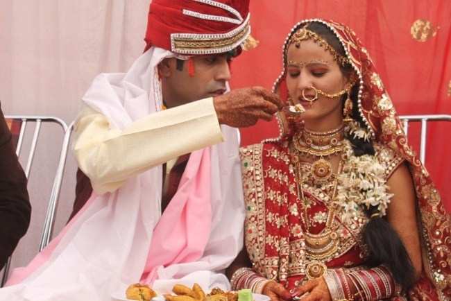 20 Couples Wedded in Mass Wedding of Sindhi Community