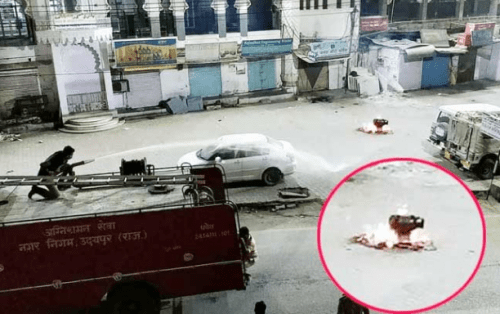Unidentified men try to blow up cylinder outside Chetak Mosque