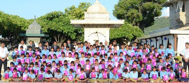 Students visit Jagmandir Palace on World Tourism Day