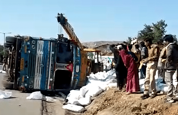 Four dead in accident on Udaipur-Ahmedabad highway