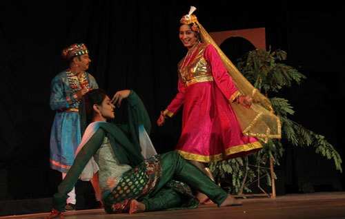 Anarkali: Serious thought on Theater between Humor & Entertainment