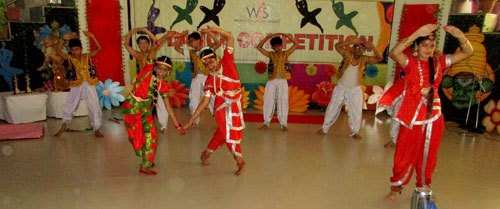 Classical Dance Competition in Witty Premises