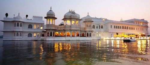 Beautiful buildings of Udaipur – Lake Palace