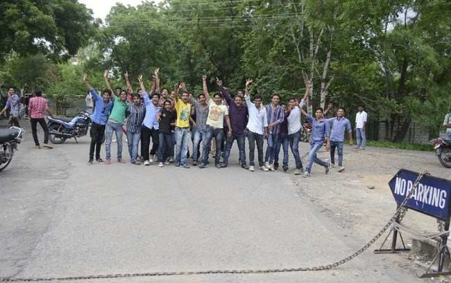Campus chaos: Students demand Police Chowki in College