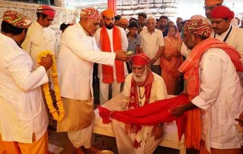श्रीएकलिंगनाथ जी मंदिर का ध्वजदण्ड शिखर कलश प्रतिष्ठा महोत्सव सम्पन्न