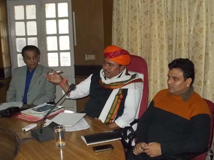 Implement the State Government Policies while Resolving pending Issues on Priority: Dinesh Tarwadi