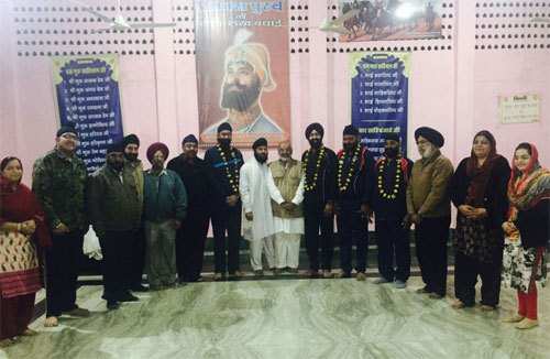 Sikh Devotees begin journey on-foot to Bagore