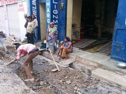 Sewerage line digging in Udaipur is a waste of tax payers money