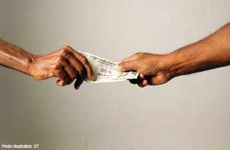 Police Constable arrested for taking bribe