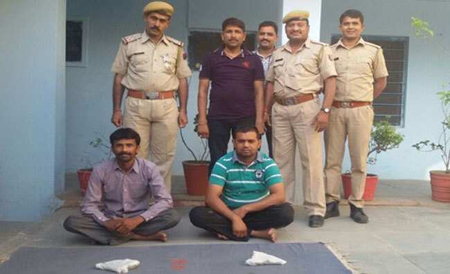 2 more arrested with illegal pistols
