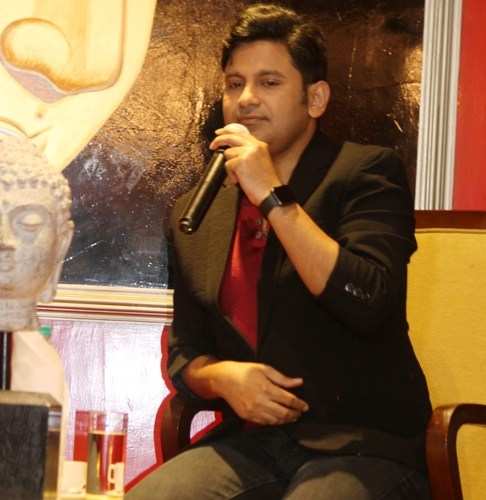 गीतकार और बाहुबली के स्क्रिप्ट राइटर मनोज मुन्तशिर के साथ एक मुलाकात