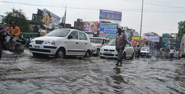 [Photos] Rain Rampage in Udaipur