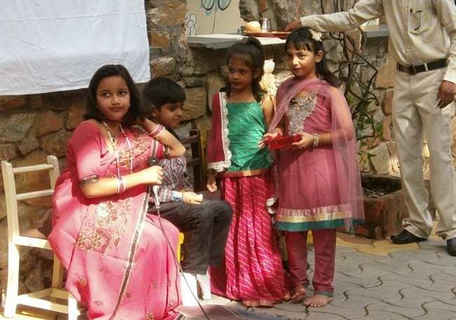 Junior Study celebrates Rakhi