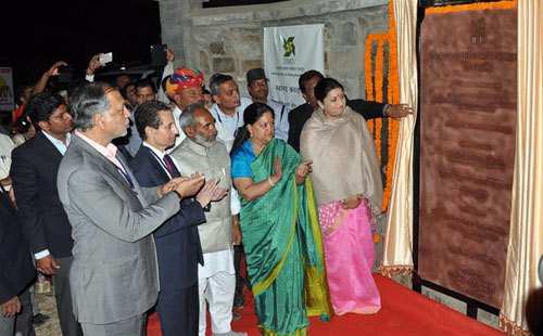 Union Minister Smriti Irani & CM Vasundhara Raje inaugurates IIM Balicha campus