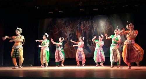 Odissi Dances on the Works of Poet Jaidev at Shilpgram