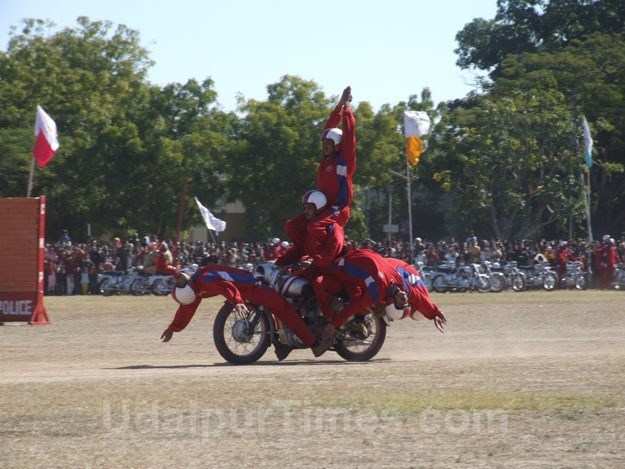 NYF 2011 Concludes With Amazing Stunts!