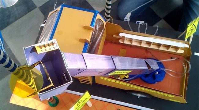 Student of 9th class made working model of Hydraulics Machine