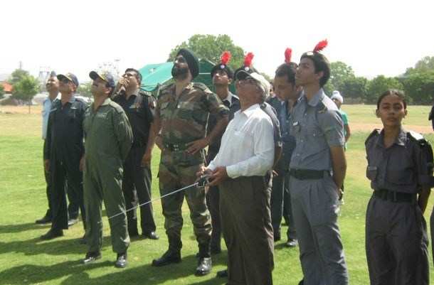 NCC Cadets learn Aeromodelling