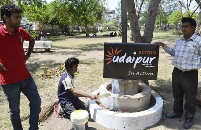 Action Udaipur : Udaipurites clean Mohta Park