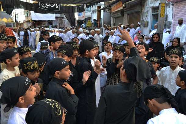 [Photos] Alam Procession by Bohra Youth