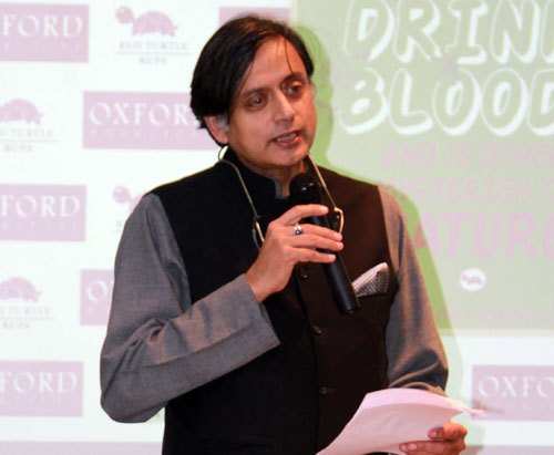 Dr. Shashi Tharoor launches Tehsin’s book in Delhi