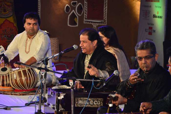Classic performances by Anup Jalota and Pandit Ratan Mohan