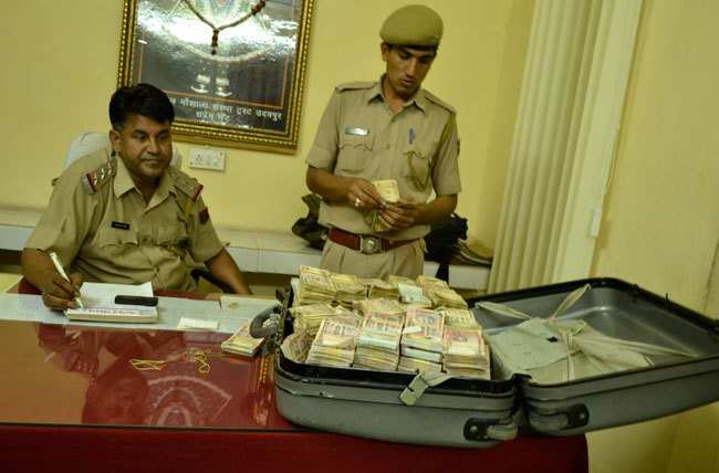 Over Rs.1 Crore Cash seized by Police