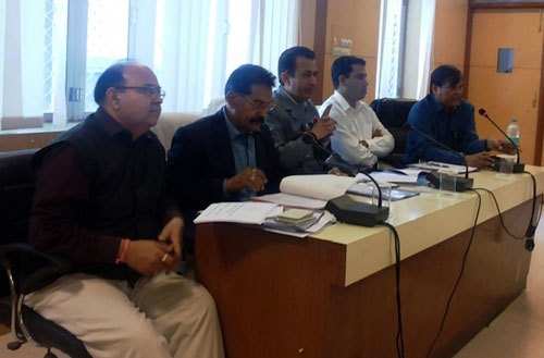 Divisional Commissioner holds meeting for Special Cleanliness Campaign
