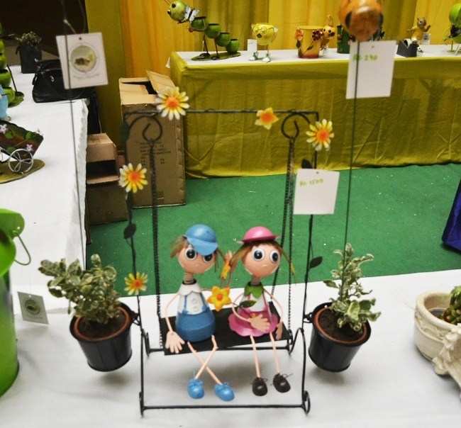 Unique planters attract Mall visitors