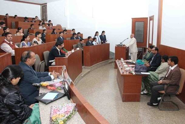 Economy Experts enlighten students of Commerce and Management