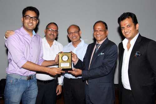 Aviral Shah wins Best Graduate award at ‘Harmony 2015’
