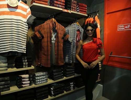Hurry up Udaipur, grab your Denims – get it Wrogn!