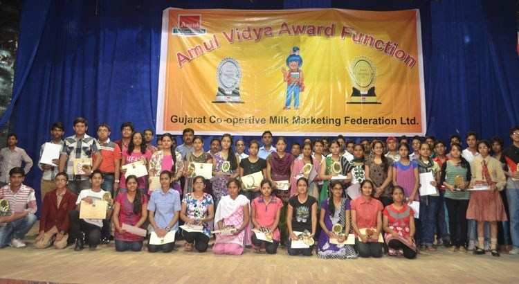 146 Toppers Receive Honours in Amul Vidya Awards