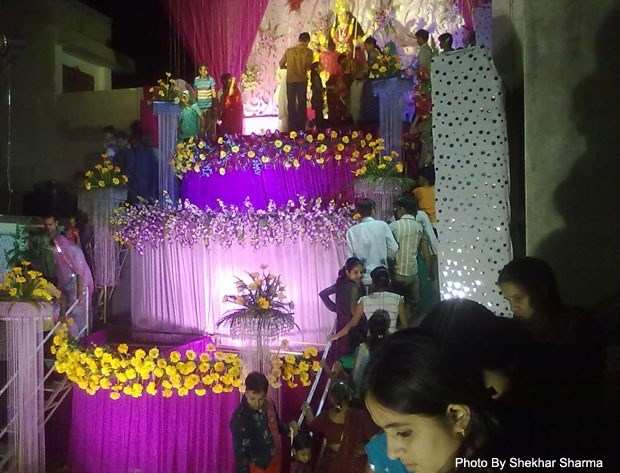[Pics] Navratri Consummates with Maha Aarti at Sutharwara