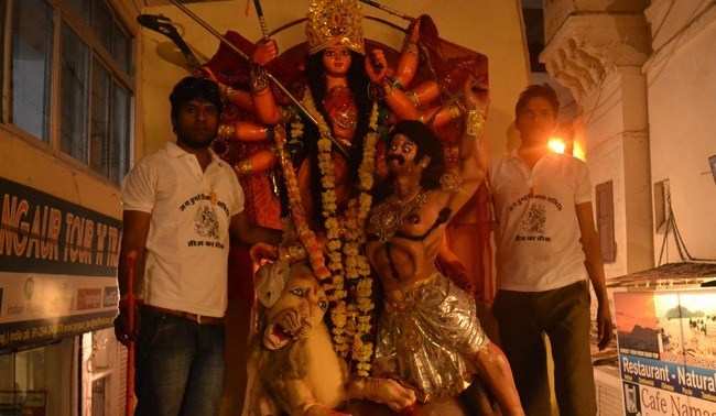Devotees Bid Farewell to Maa Durga as Navratra Ends