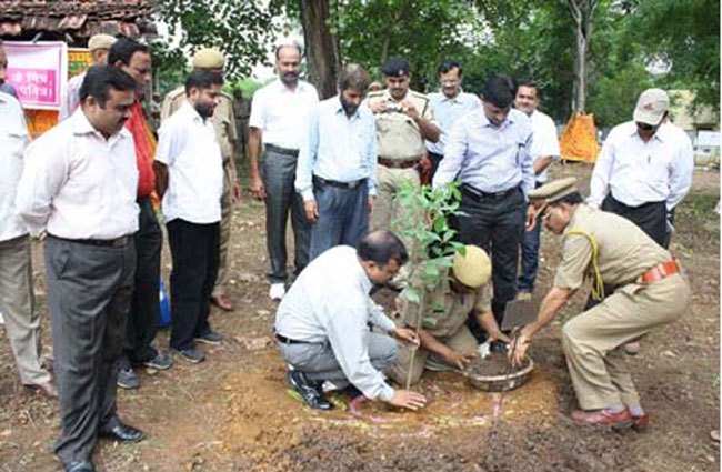 Nature preservation and forest conservation stressed at Van Mahotsav