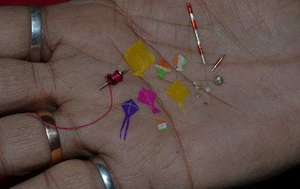 Iqbal Sakka made 1mm size Kites on Makar Sakranti