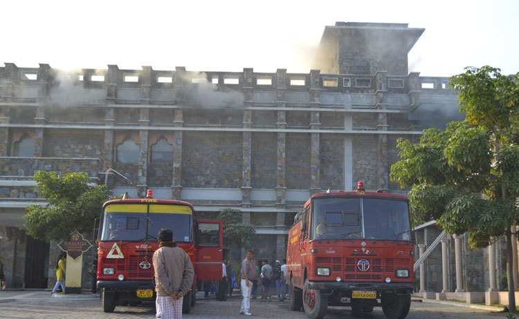 Fire guts Laundry Store of Hotel Ramada; Hotel employees Assault Media Personnel