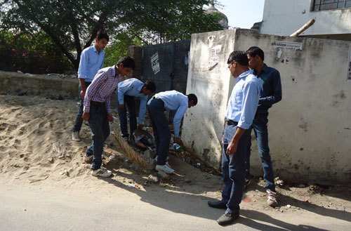 Cleanliness Campaign started at Shree Ram College