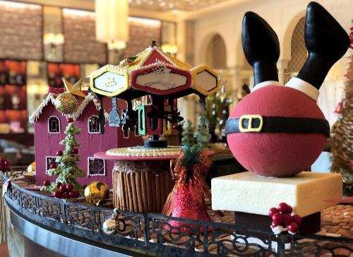 [Photos] Bakery Team at Hotel Taj creates magic with cakes and pastries