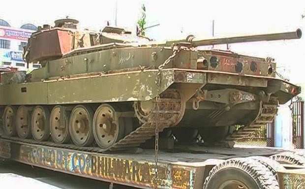 Indian Army Tank – Vijayanta Arrived in Udaipur