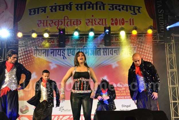 [Photos] Abhijeet's Songs and Meghna's Dance Rocked the Evening!
